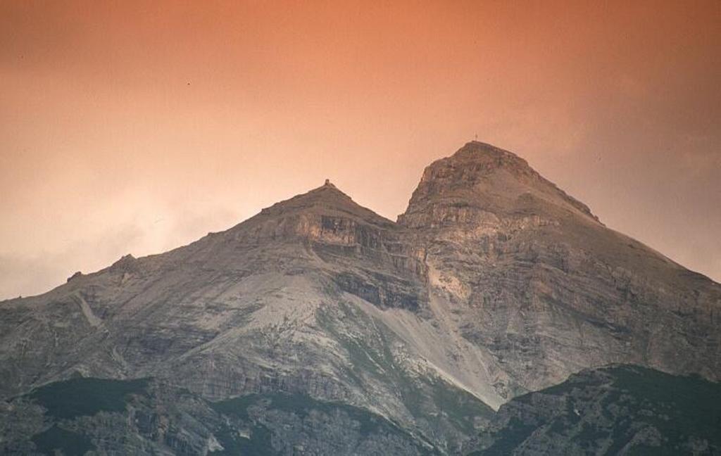 Hotel Hoferwirt Neustift im Stubaital Bagian luar foto