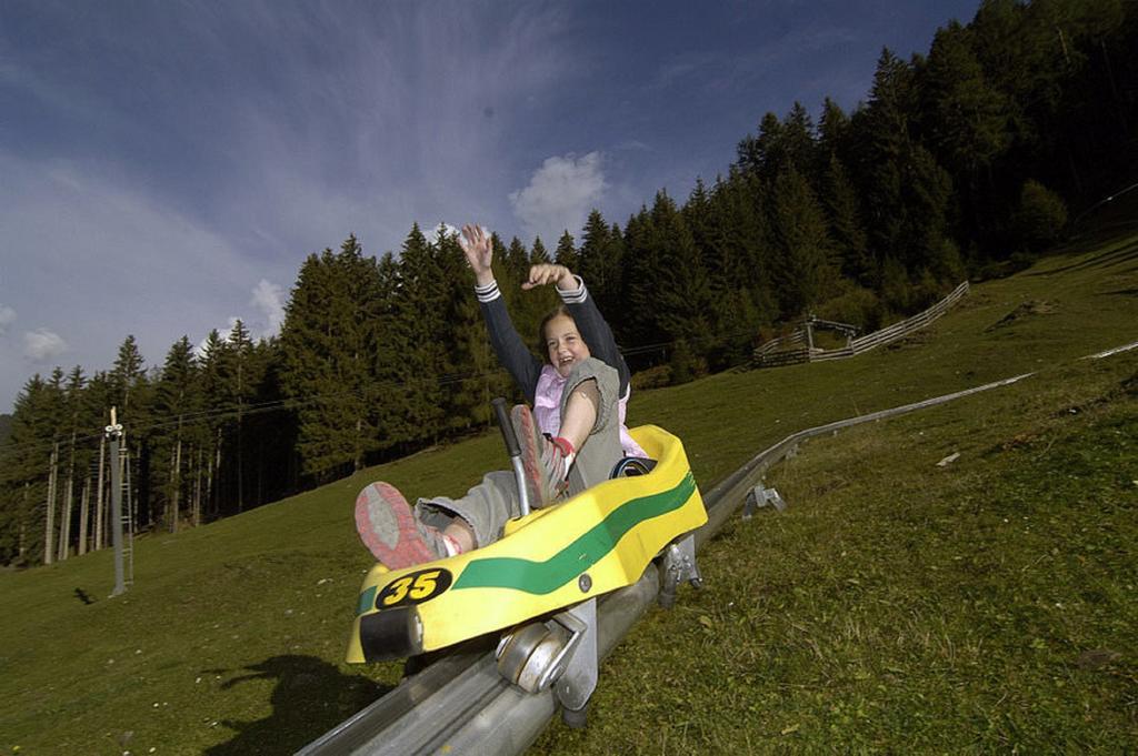 Hotel Hoferwirt Neustift im Stubaital Bagian luar foto