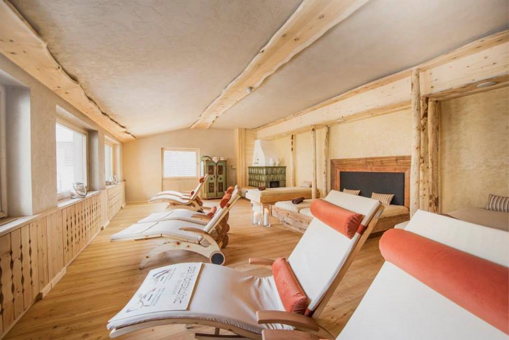 Hotel Hoferwirt Neustift im Stubaital Bagian luar foto