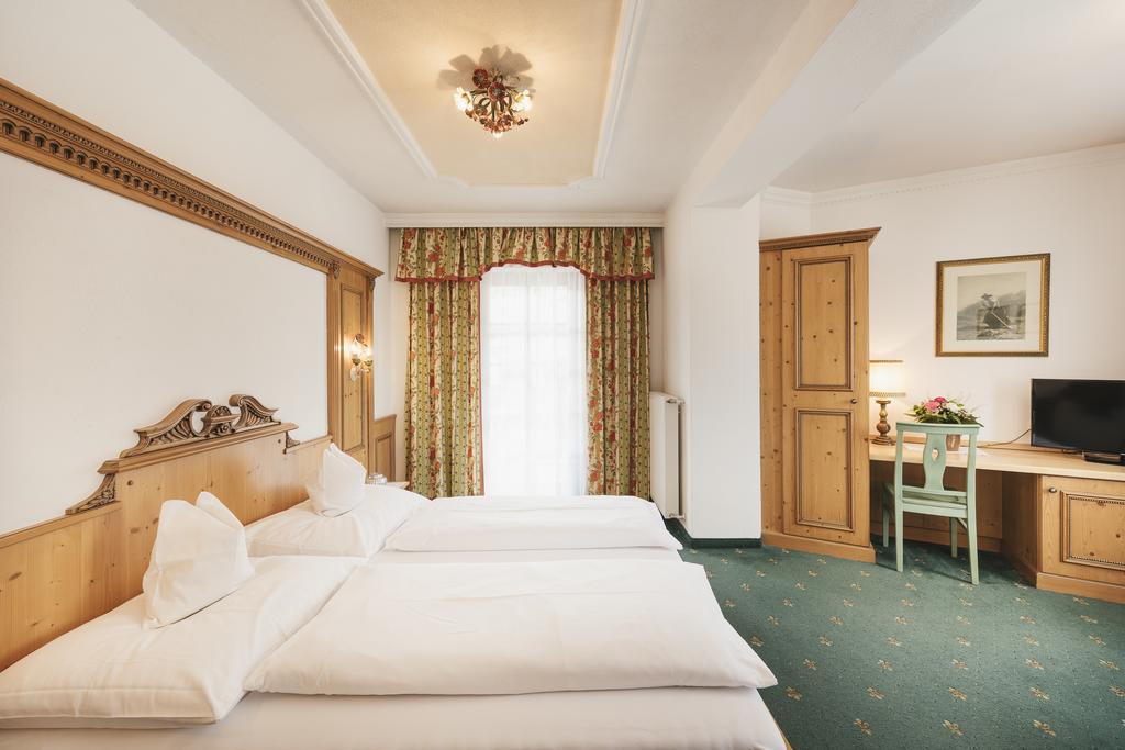 Hotel Hoferwirt Neustift im Stubaital Bagian luar foto